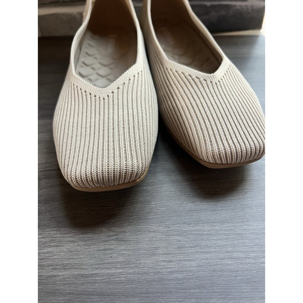 Vivaia Square-Toe V-Cut Flats Margot 2.0 Golden Almond Size 39.5 8.5 US - Picture 14 of 14